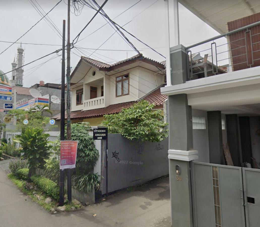 Oyo 91341 D'Phoenix Anggrek Syariah Residence Джакарта Екстериор снимка